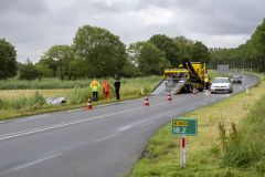 Auto-van-de-weg-N360-Wirdum_8795