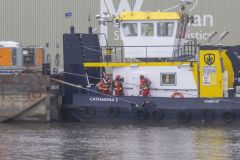 Brand-op-duwboot-en-Stremming-N33_3170