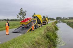 Berging-auto-te-water-Wijmersweg_8700