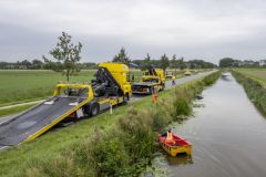 Berging-auto-te-water-Wijmersweg_8796