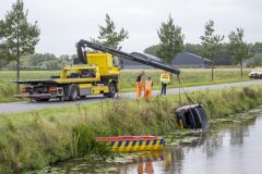 Berging-auto-te-water-Wijmersweg_9100