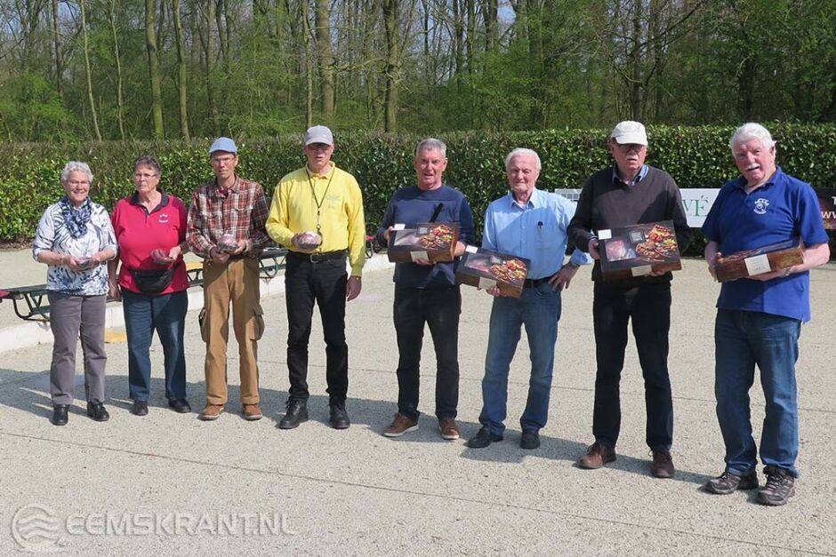 Geslaagd Snert Toernooi Bij Jeu De Boules Vereniging Woldendorp