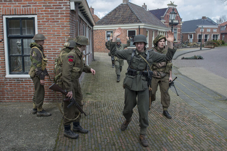 De bevrijding van Spijk werd in 2016 nagespeeld.